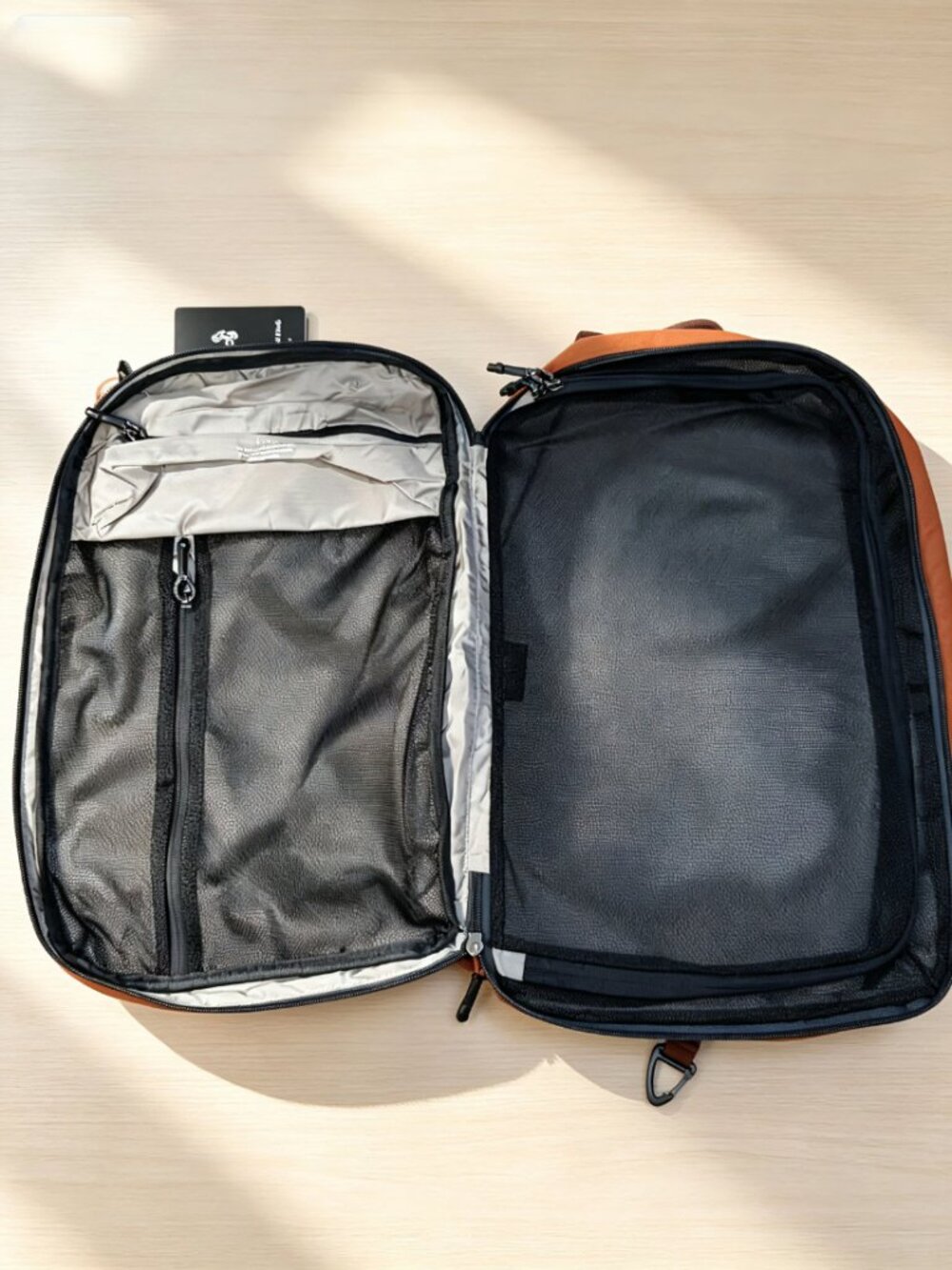 Bellroy 30L Travel Pack Backpack Rust Orange Carry On Laptop Backpack - Picture 3 of 3